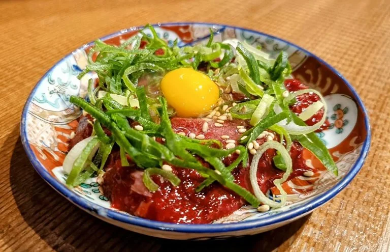 【チレ刺し　たちぎも刺し　脾臓　本日レバー入荷ありました】