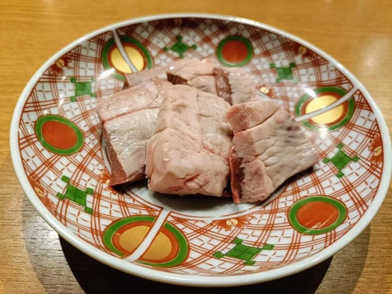 【アブシン ハツの周りについた脂です】