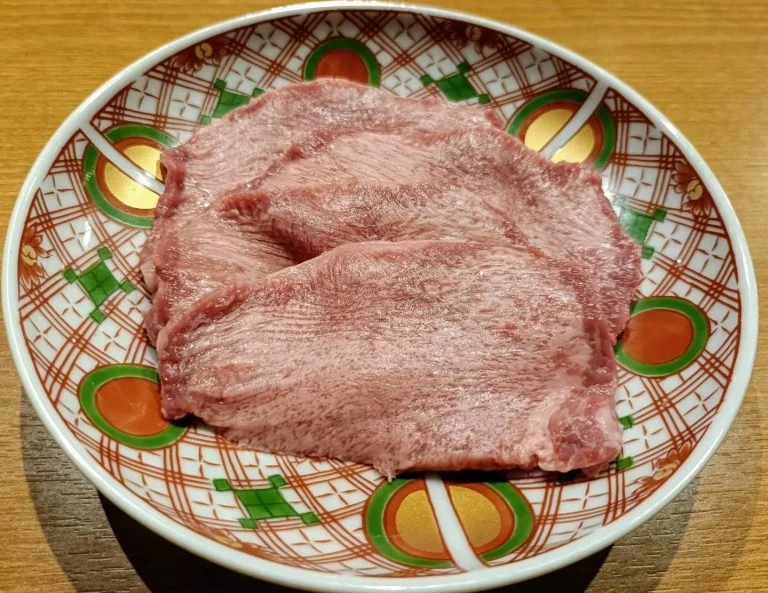 【ぶち名物 熟成生 タン塩】