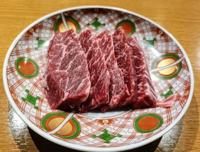 本川越で焼肉ランチを楽しむなら！炭火と黒毛和牛の魅力を体験【炭火ホルモン焼肉＆黒毛和牛 ぶち】