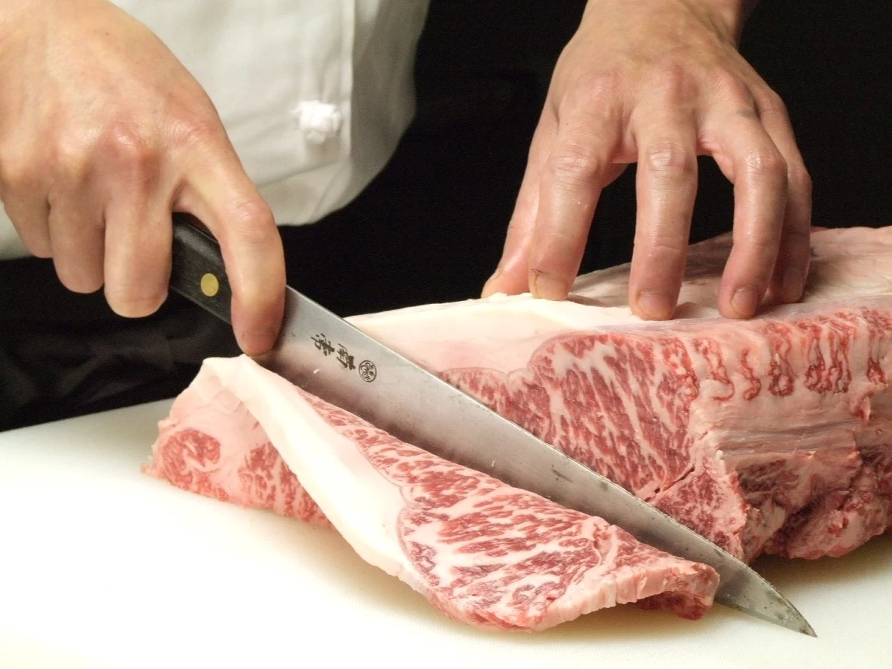 ホルモン焼肉ぶち 川越店_お肉写真